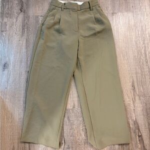 Olive Green High-Waisted effortless pants
